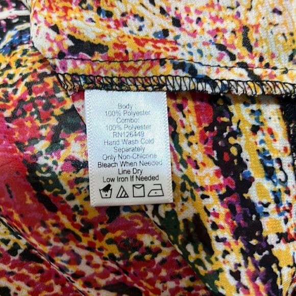 Marc Brouwer unlimited top hi-lo multicolored sheer geometric 2X - Picture 7 of 7